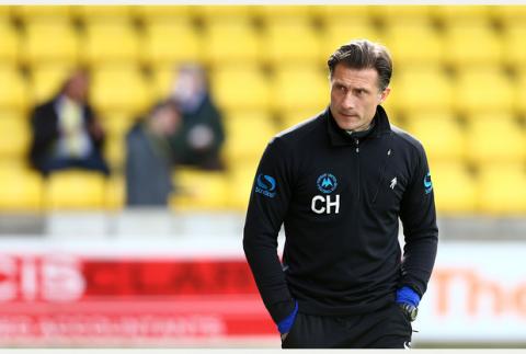 Torquay United manager Chris Hargreaves